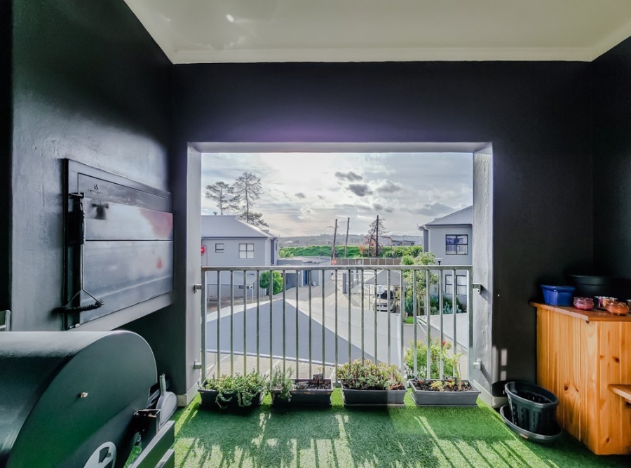 2 Bedroom Property for Sale in Protea Heights Western Cape